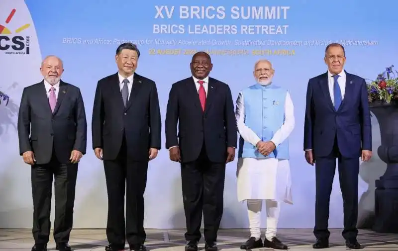 LULA - XI JINPING - RAMAPHOSA - MODI - LAVROV - VERTICE BRICS 2023