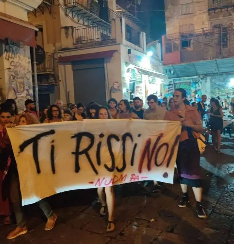 manifestazione dopo lo stupro a palermo 2