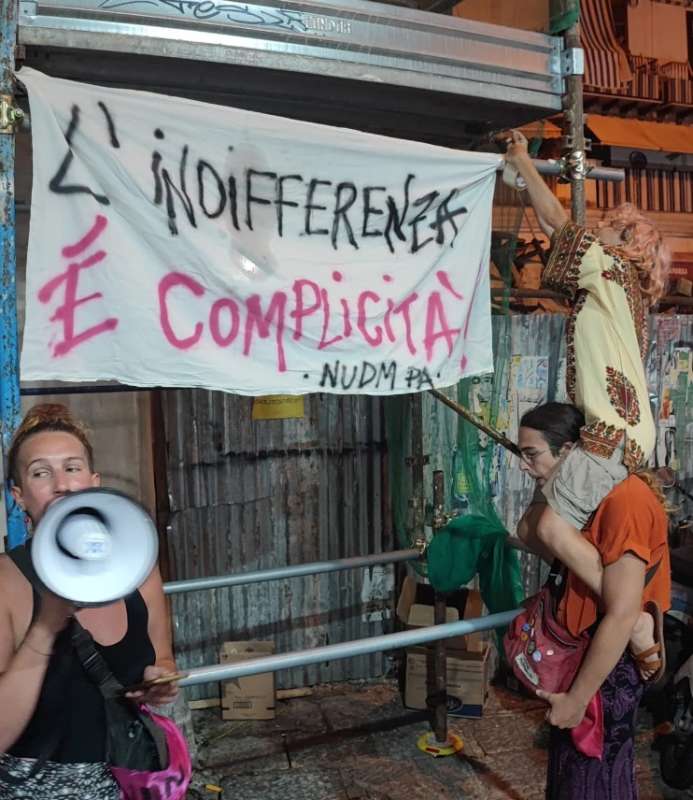 manifestazione dopo lo stupro a palermo 3