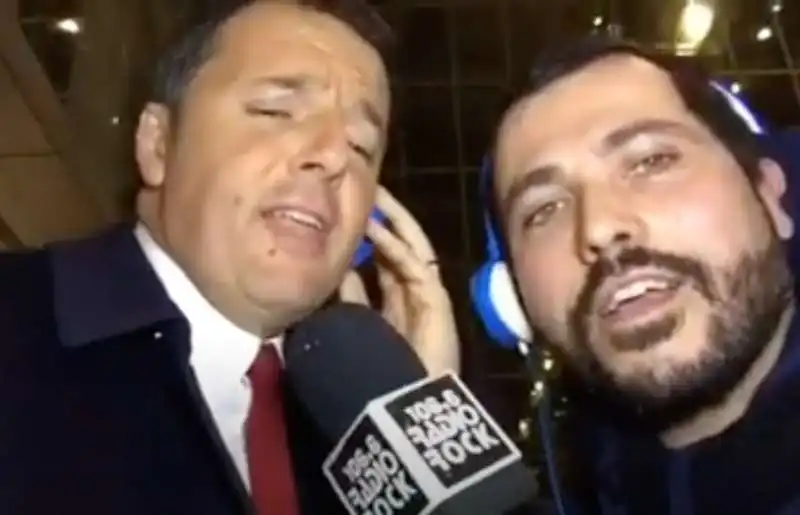 matteo renzi canta si puo dare di piu a radio rock 