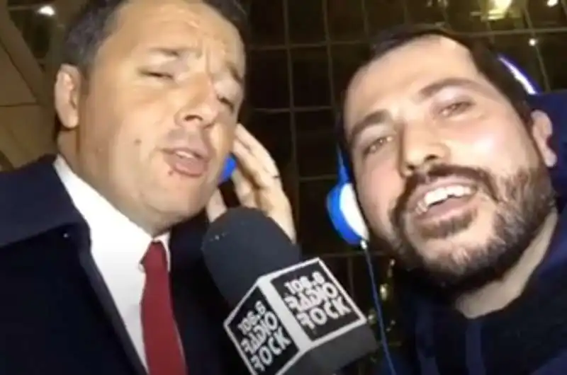 matteo renzi canta si puo dare di piu a radio rock 