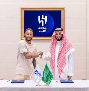 neymar firma il contratto con l al-hilal