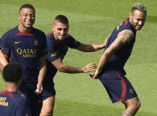 NEYMAR KYLIAN MBAPPE MARCO VERRATTI