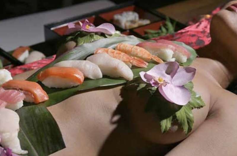 nyotaimori 2