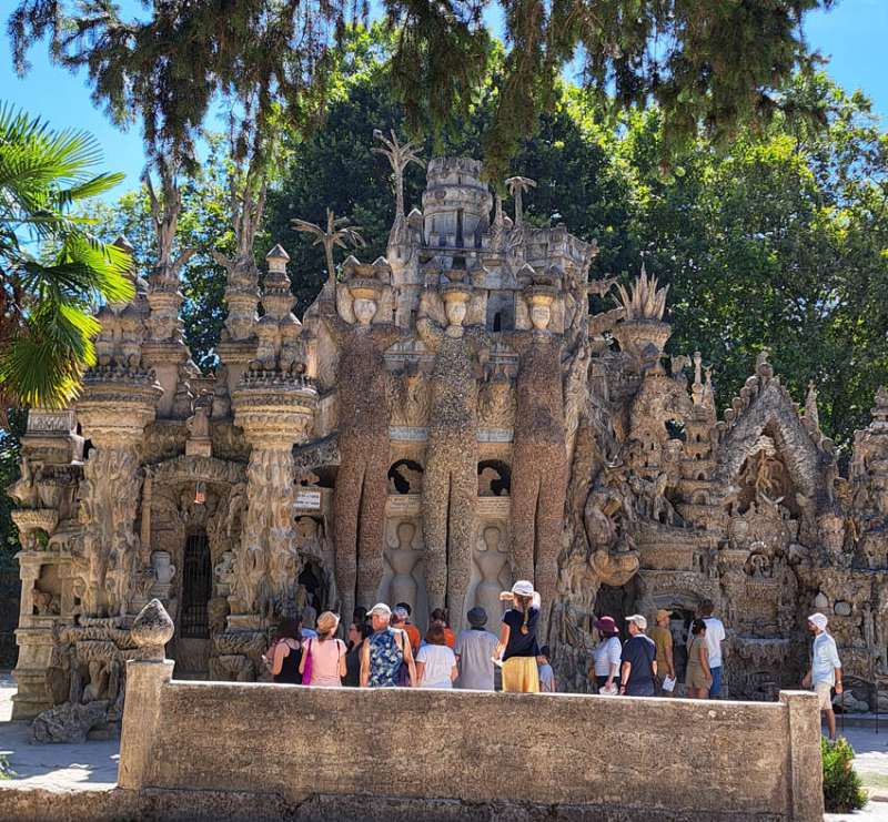 palais ideal 09