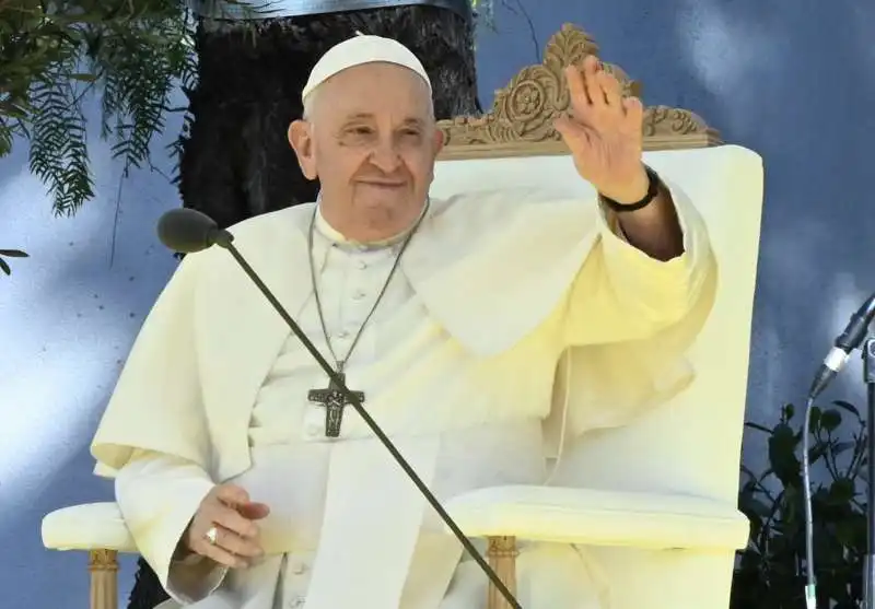 papa francesco alla giornata mondiale della gioventu lisbona  + 