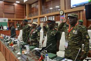 riunione dei vertici militari dei paesi ecowas ad abujia (nigeria)