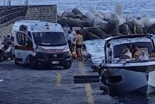 scontro tra un motoscafo e un veliero a furore, costiera amalfitana