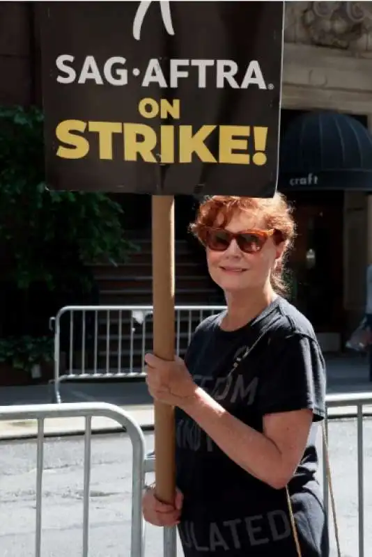 susan sarandon - sciopero di attori e sceneggiatori a hollywood