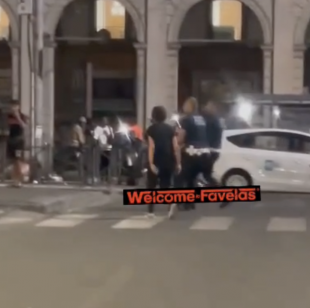 uomo minaccia vigili a roma 8