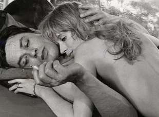 alain delon e marianne faithfull nuda sotto la pelle