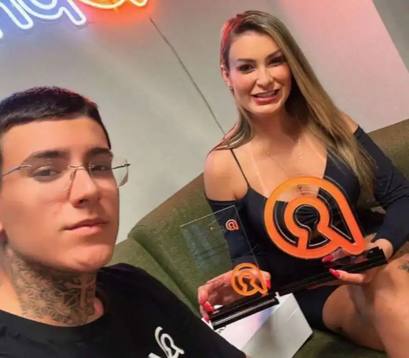 andressa urach  e il figlio arthur 2