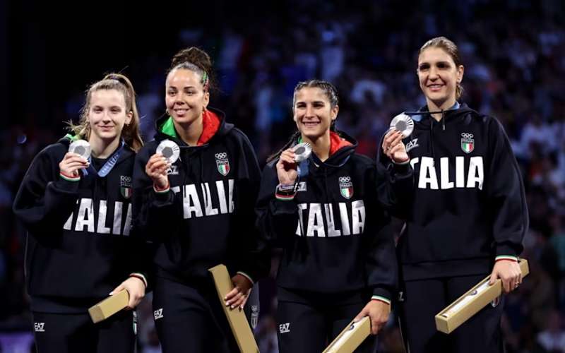 argento fioretto femminile olimpiadi 2024 5