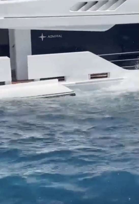 cefalonia, lo yacht ethos rischia di affondare 1