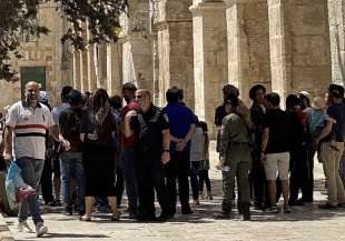 ebrei alla spianata delle moschee di gerusalemme con ben gvir