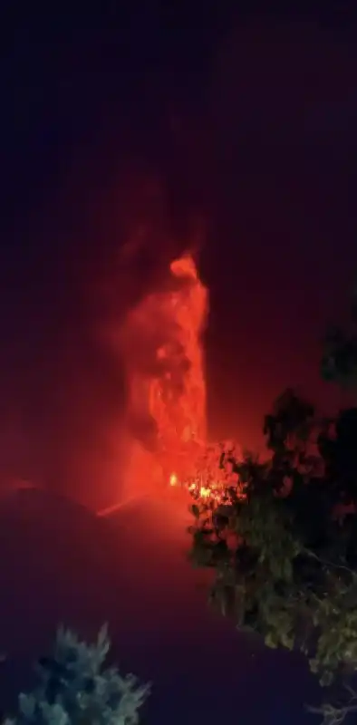 eruzione etna di ferragosto 7