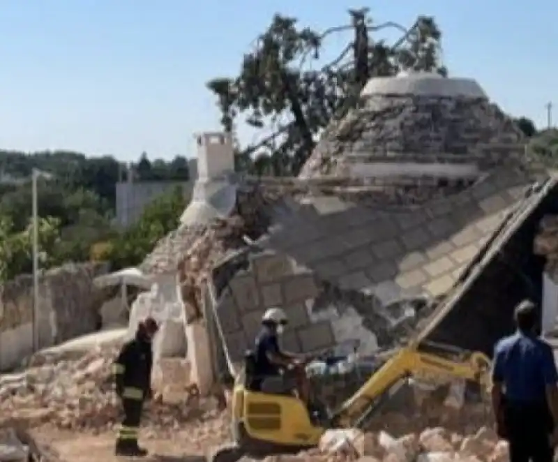 ESPLOSIONE IN UN TRULLO A CISTERNINO