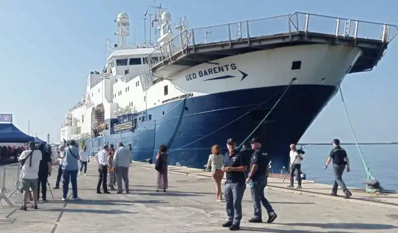 geo barents al porto di salerno 