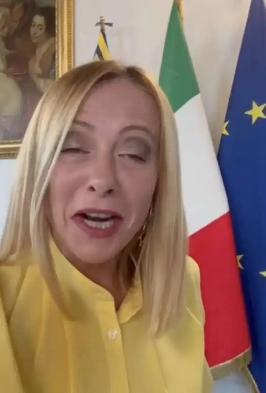 giorgia meloni tornata a palazzo chigi dopo le vacanze   3