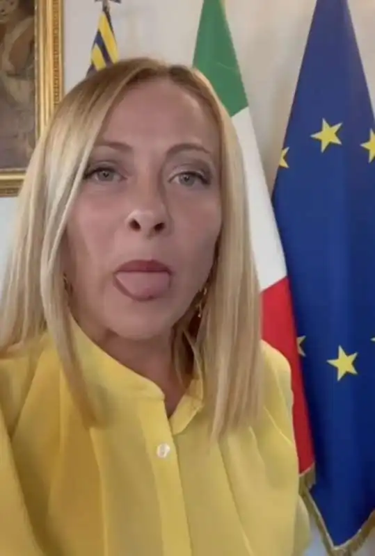 giorgia meloni tornata a palazzo chigi dopo le vacanze   6