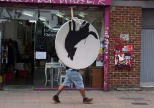 il lupo di banksy rubato a londra 4