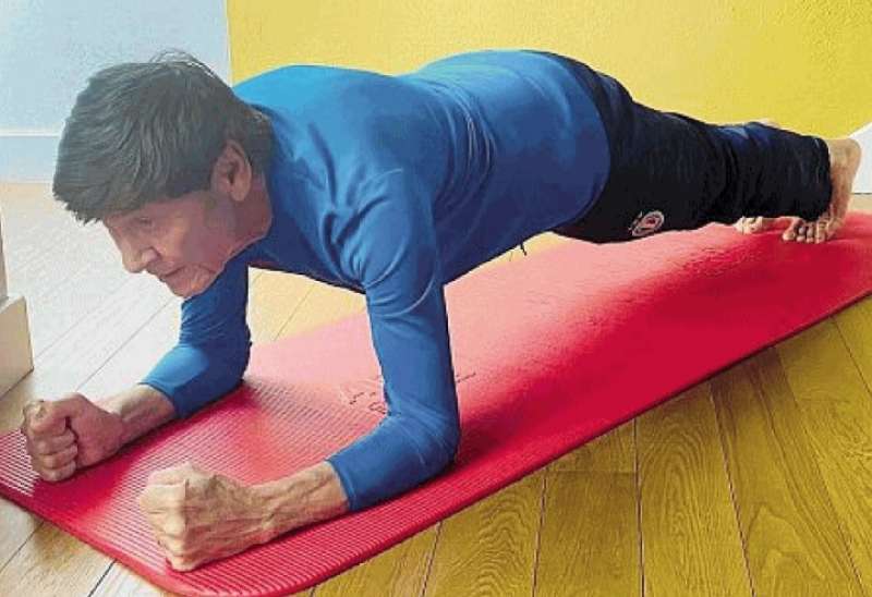 IL PLANK DI GIANNI MORANDI