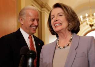 JOE BIDEN E NANCY PELOSI