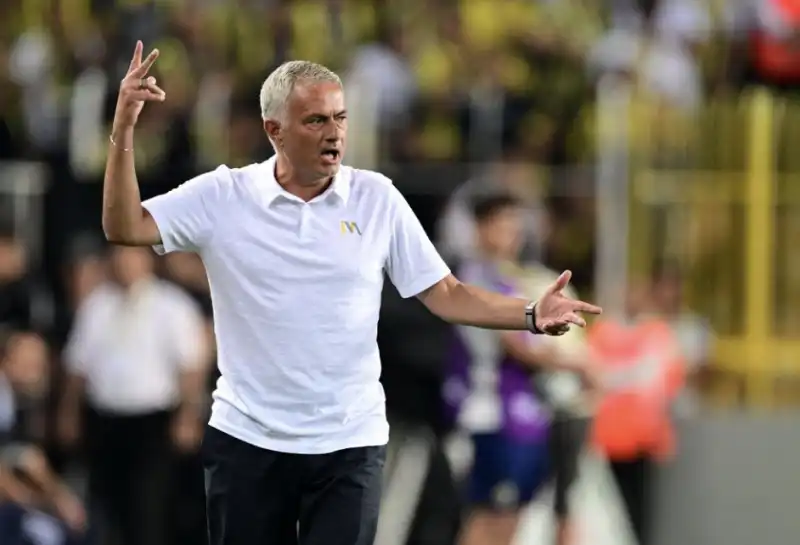 JOSÉ MOURINHO - FENERBAHCE 