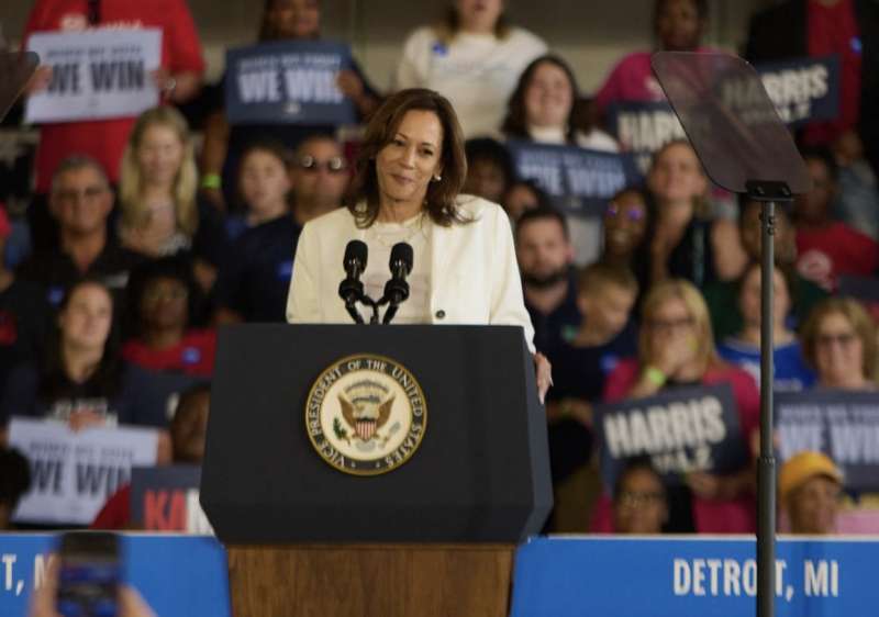 KAMALA HARRIS CONTESTATA DAI FILOPALESTINESI