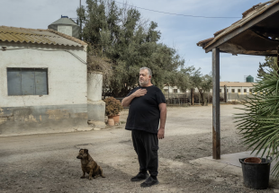 la vita di chi vive vicino agli allevamenti intensivi 10