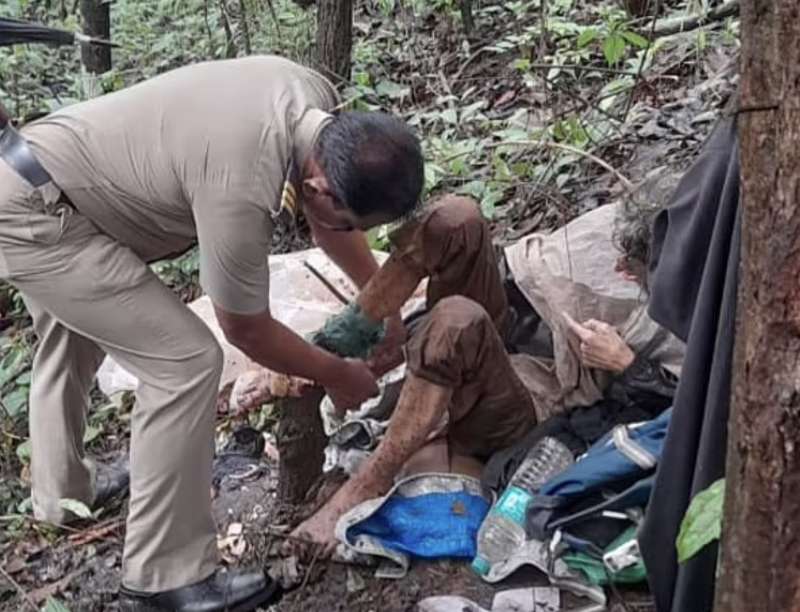 lalita kayi kumar la donna incatenata nella giungla dal marito in india 2