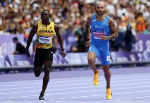 MARCELL JACOBS NELLE BATTERIE DEI 100M A PARIGI 2024