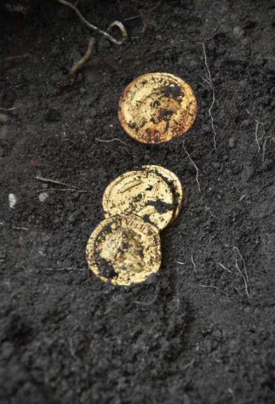 monete d oro ritrovate a pompei