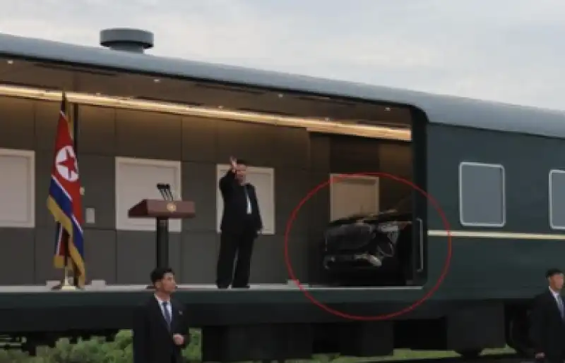 NUOVA MAYBACH GLS 600 4MATIC DI KIM JONG-UN 