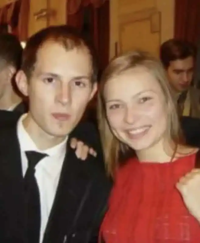 Pavel Durov quando era giovane e brutto con la prima moglie Darija Bondarenko