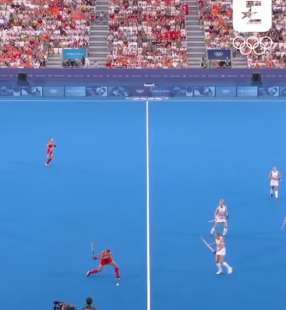 rissa alla partita di hockey tra cina e belgio 1