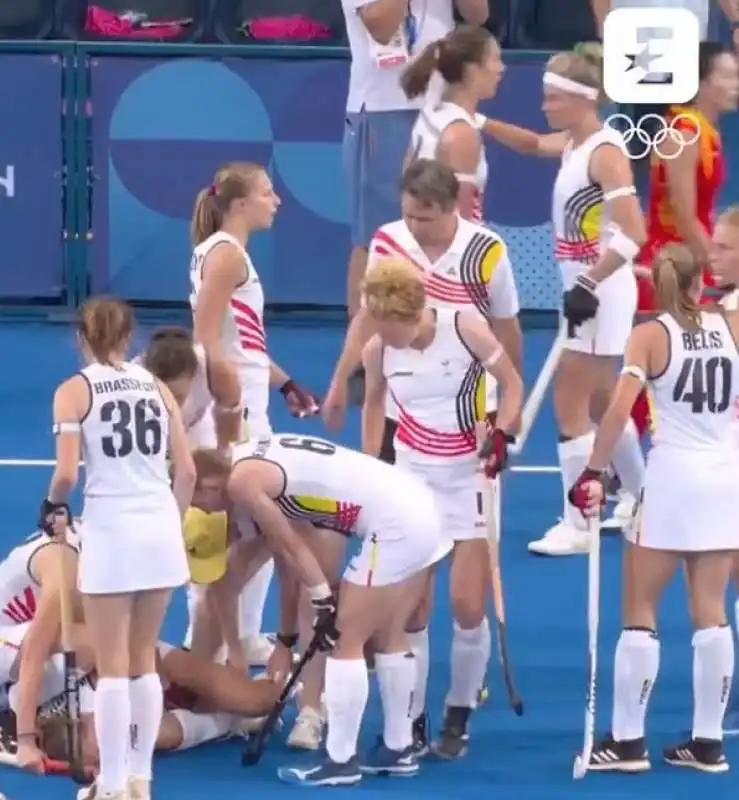 rissa alla partita di hockey tra cina e belgio 3