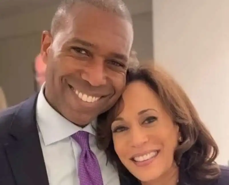 TONY WEST E KAMALA HARRIS