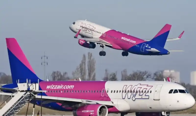 wizz air   2