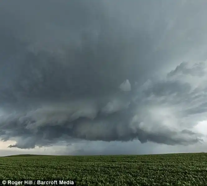 LE FOTO REALIZZATE DAI CONIUGI HILL CACCIATORI DI TORNADO 