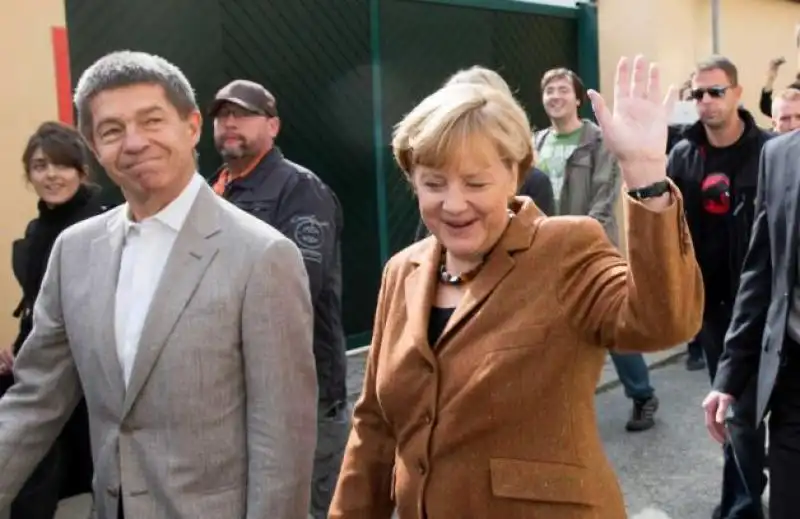 ANGELA MERKEL CON IL MARITO JOACHIM SAUER 