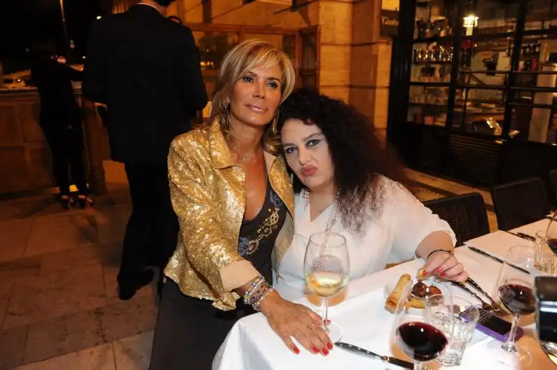 Daniela Jacorossi e Gabriella Sassone 