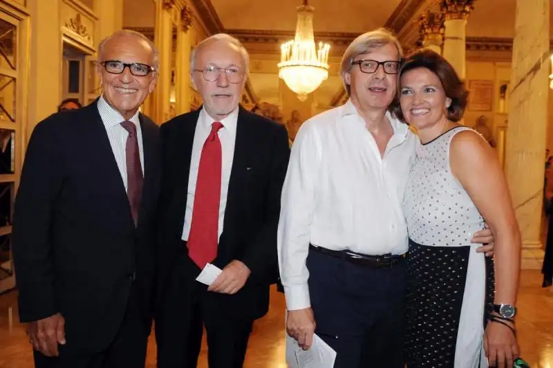 FRANCESCO MICHELI FIORENZO TAGLIABUE VITTORIO SGARBI CON FRANCESCA COLOMBO 