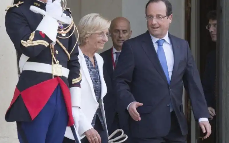 HOLLANDE ED EMMA BONINO 