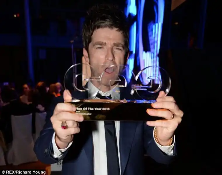 NOEL GALLAGHER AI GQ AWARDS 