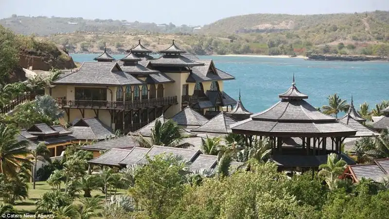 IL RESORT CARAIBICO DI CALIVIGNY 