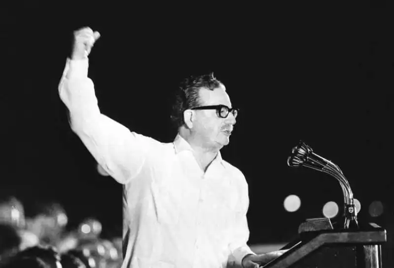 SALVADOR ALLENDE 