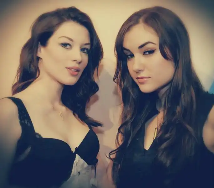 stoya 