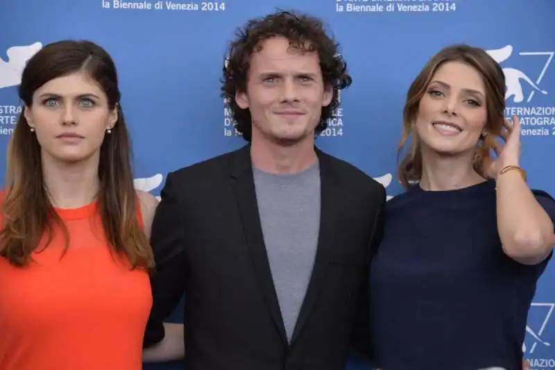 alexandra daddario, anton yelchin, ashley greene