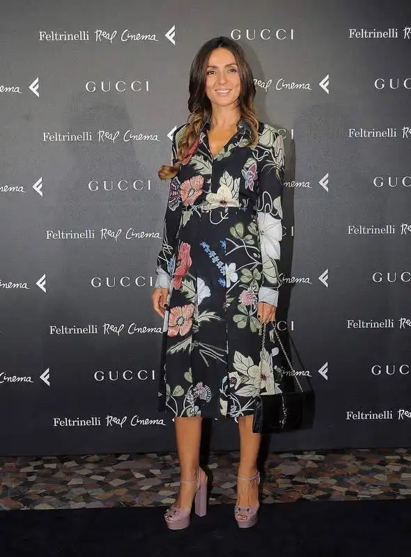 ambra angiolini foto carbone gmt063